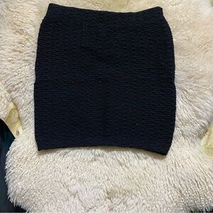 Guess Black Textured Pencil Skirt